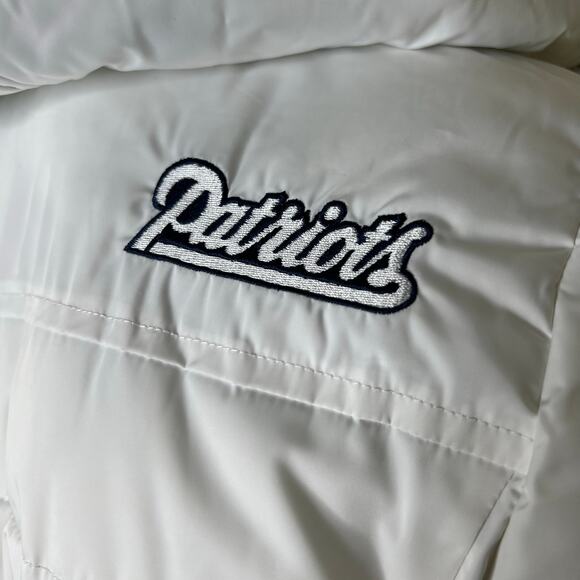 NFL New England Patriots Puffer Jacket Womens Medium Belted Hooded Fleece Parka - Picture 8 of 15